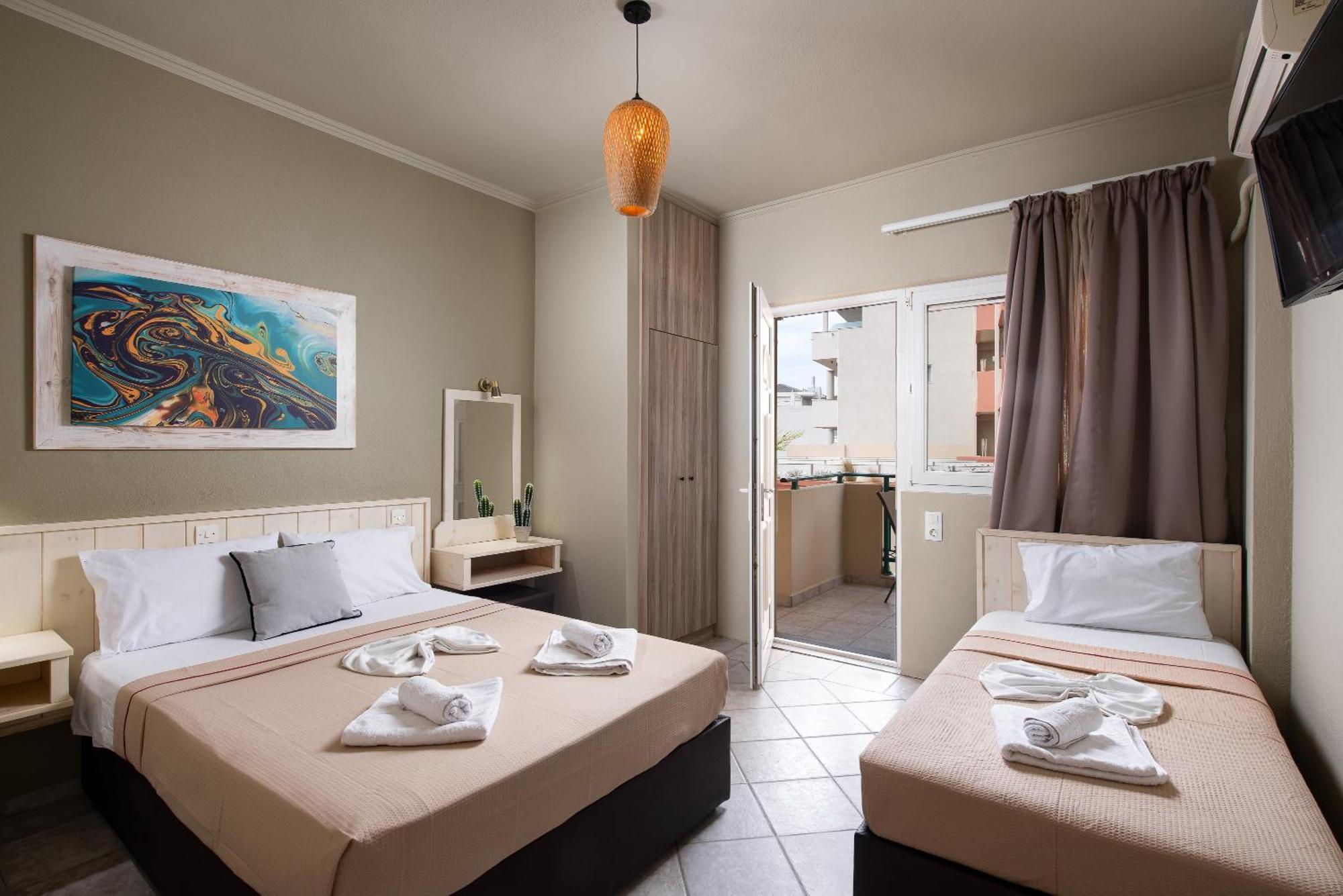 Hotel Castaway - Christos *